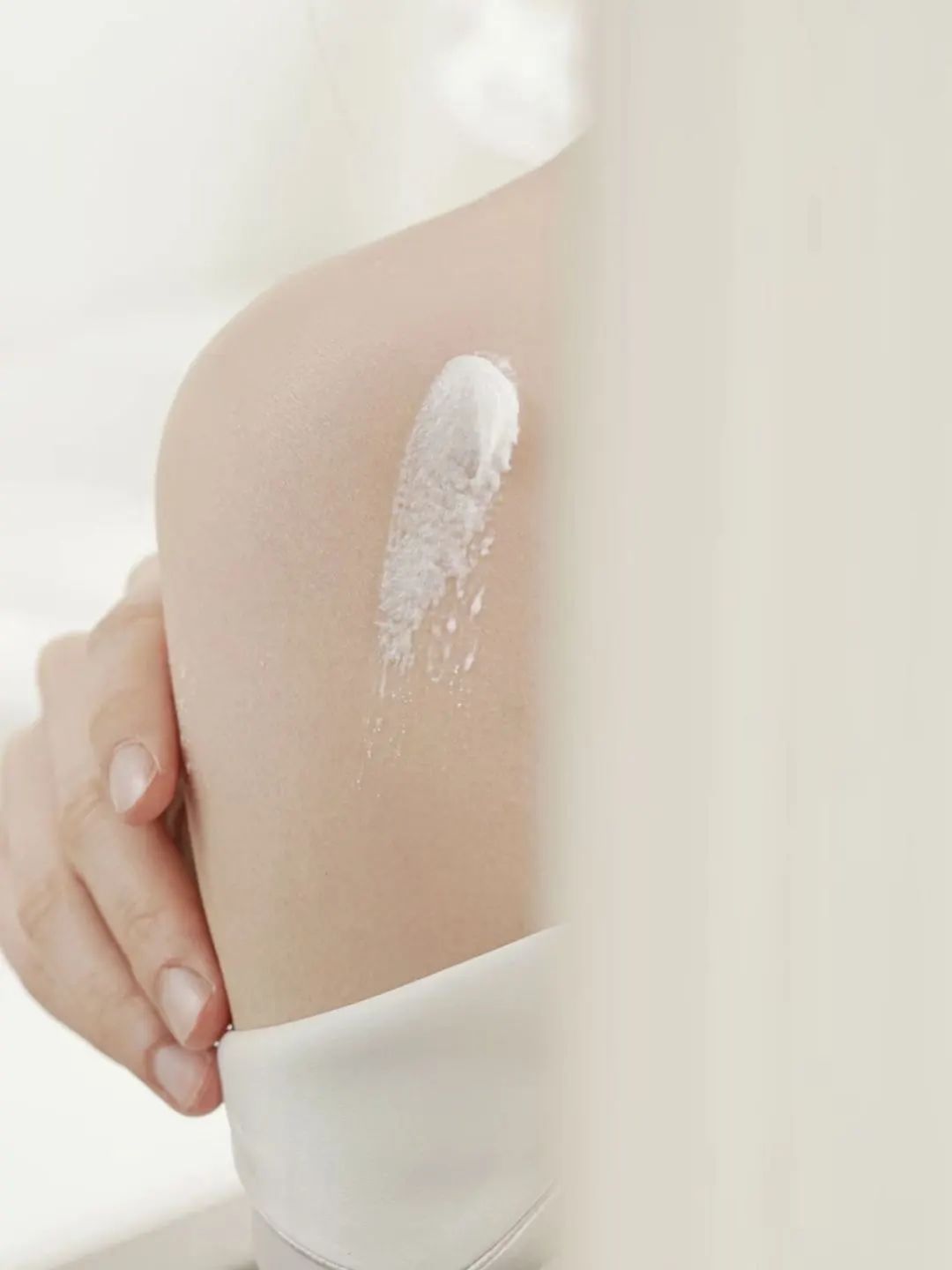 6个简单又有效的美白方法,军训必备美白神器让你白成一道光