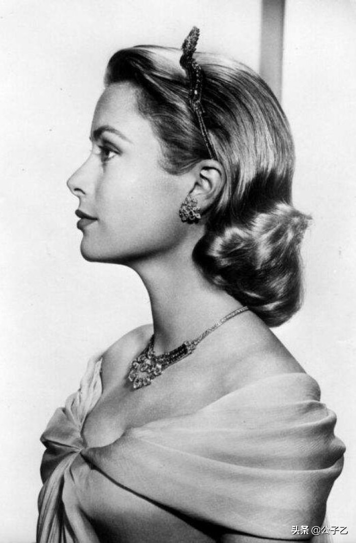 从好莱坞影后到摩纳哥王妃,从影后到王妃在线阅读