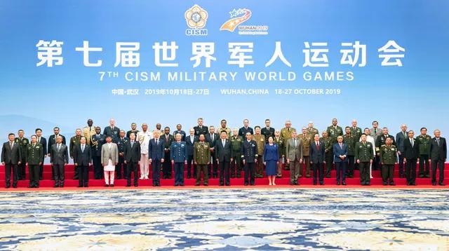 文明其精神野蛮其体魄看法,文明其精神野蛮其体魄分析