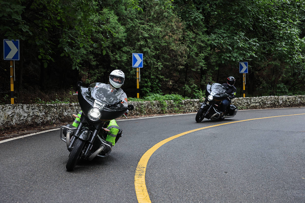 宝马r18,宝马r18游侠和洲际区别