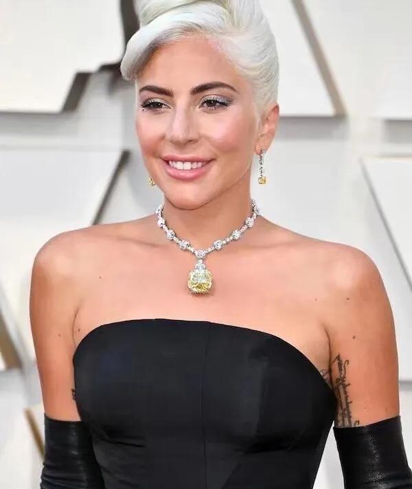 tiffanyco微笑项链,tiffany蒂芙尼手镯明星款