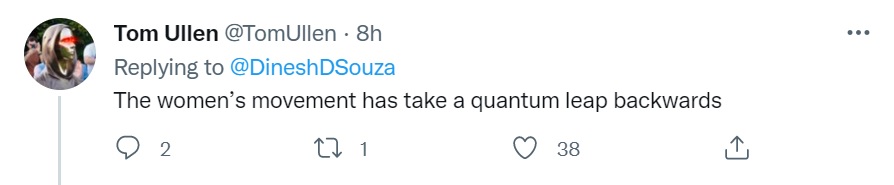 称霸女子游坛的男跨女运动员被女跨男运动员打败!美国人凌乱了