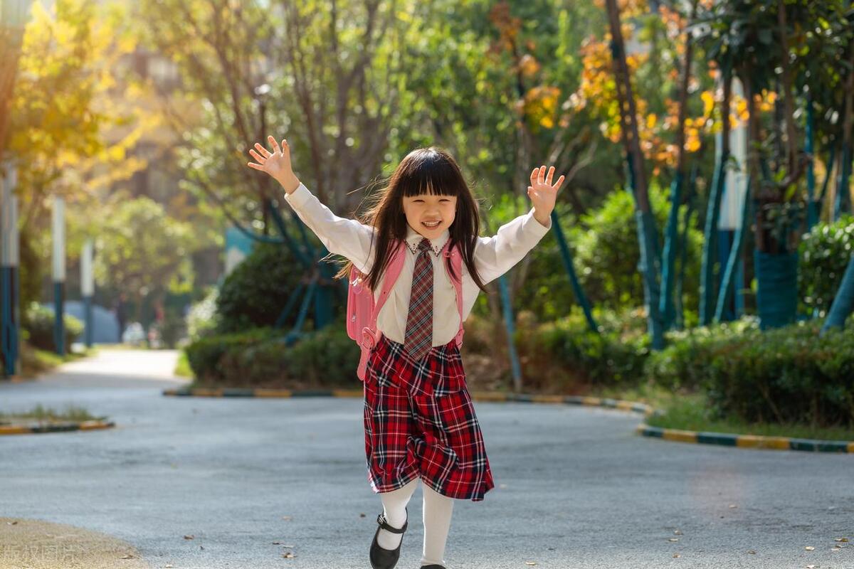 儿童低视力的解决方法,儿童视力低下和近视的区别