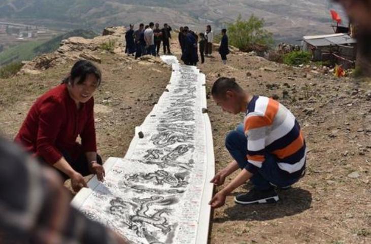 山东一位道长坚信龙真实存在，并上山寻龙16年，至今仍在山上坚持