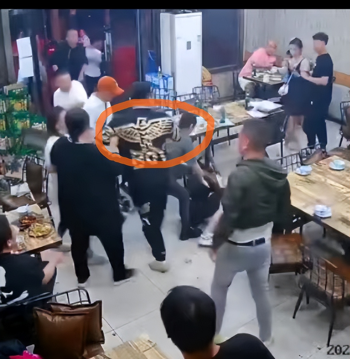 国际评论唐山打人事件,外网看待唐山打人事件