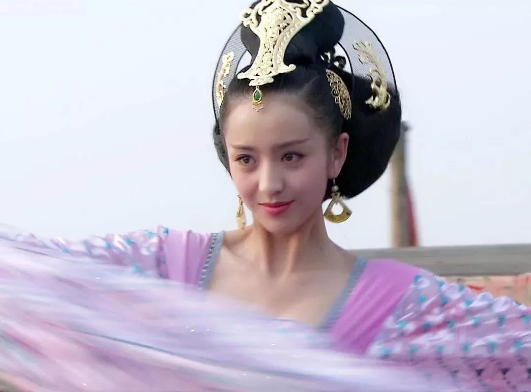 赵飞燕一生怎么度过的,赵飞燕是个怎样的女人