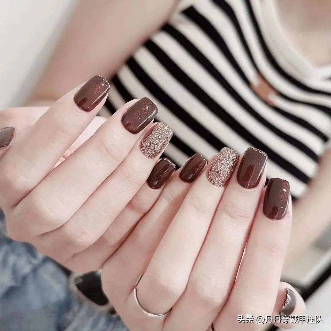 短款猫眼美甲显白黄黑皮图片,胖手显白美甲夏季黄黑皮短甲