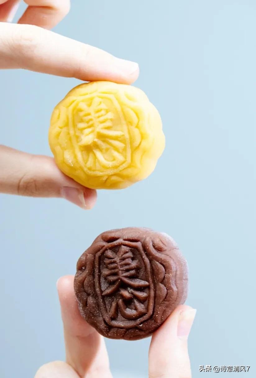 香港美心流沙奶黄馅月饼,美心月饼和华美月饼对比