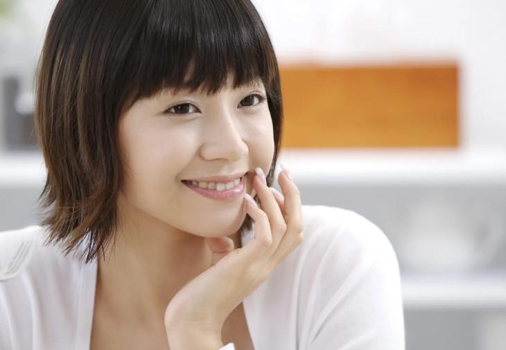 女性突然长痘痘是什么原因,女性突然长好多痘痘是什么原因