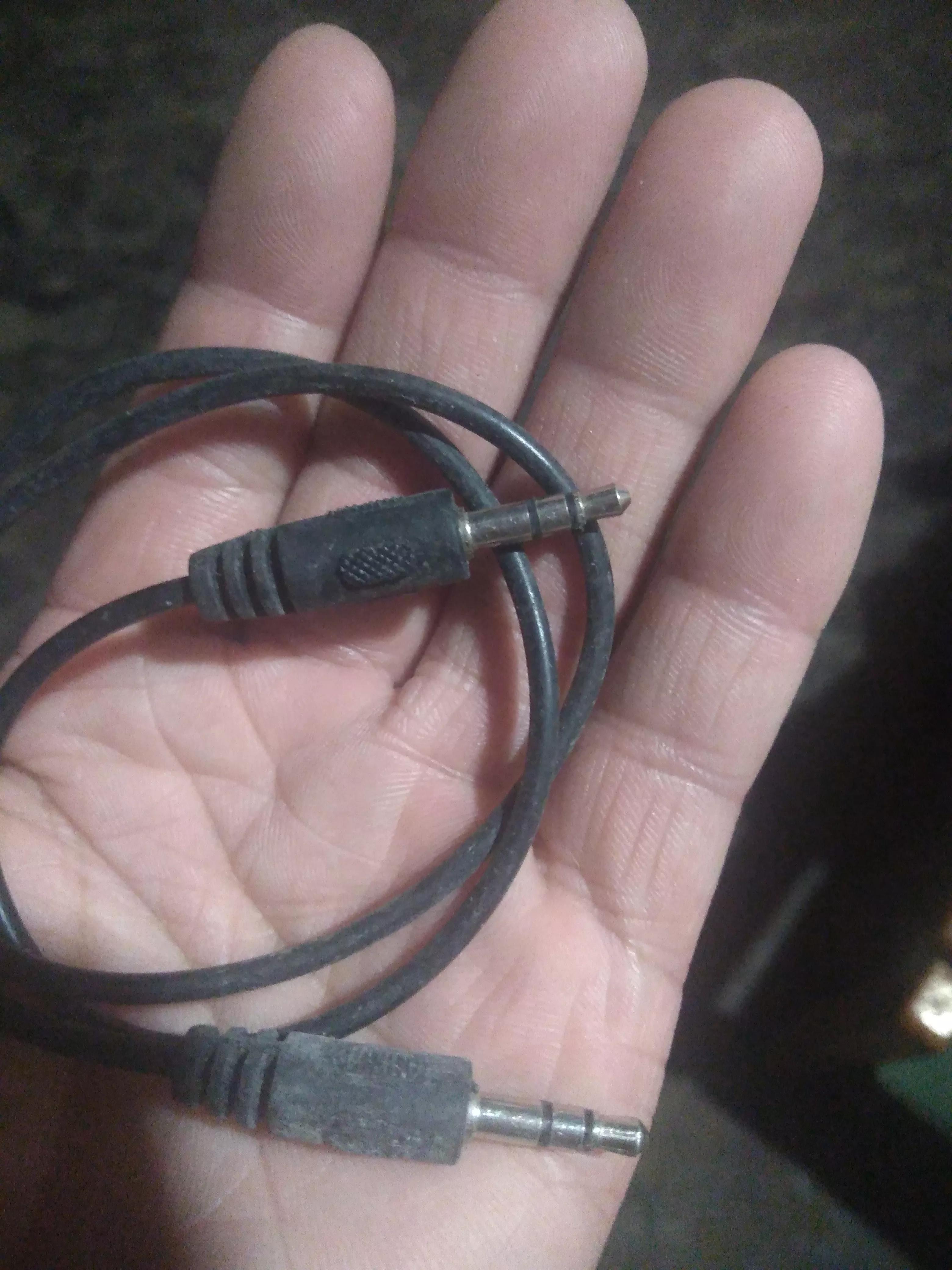 电视连接有源音箱声音太大,同轴电视接音响音量大小问题