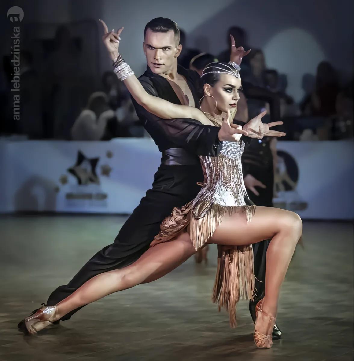 国际标准舞都是什么舞,国际标准舞介绍