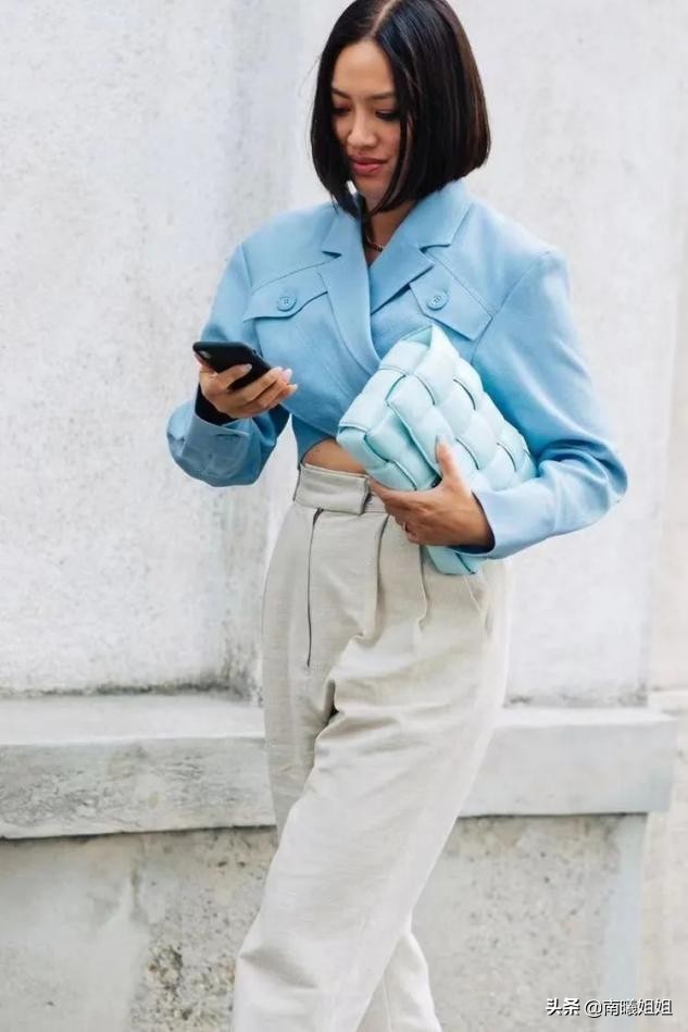 脸小中分适合什么发型,宽脸女生适合中分的发型