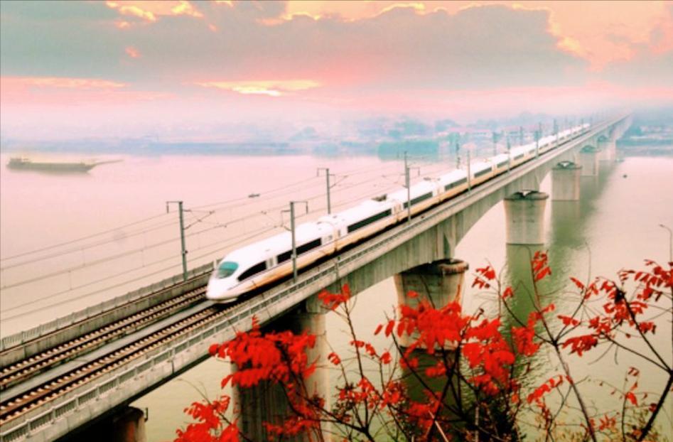 中国铁路总公司与国家铁路局关系,国家铁路局和铁路总公司什么不同