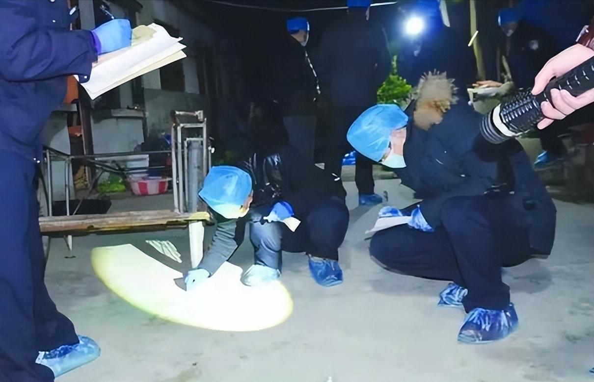 女护士遭医生强奸,联合男友将其当街砍死,死到临头为何高兴落泪