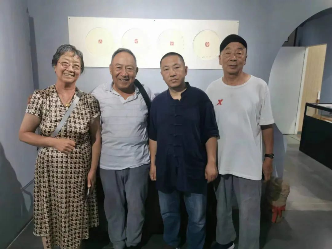 刀情墨趣浓画意诗情厚——安多民“刀情墨趣”艺术展成功举办