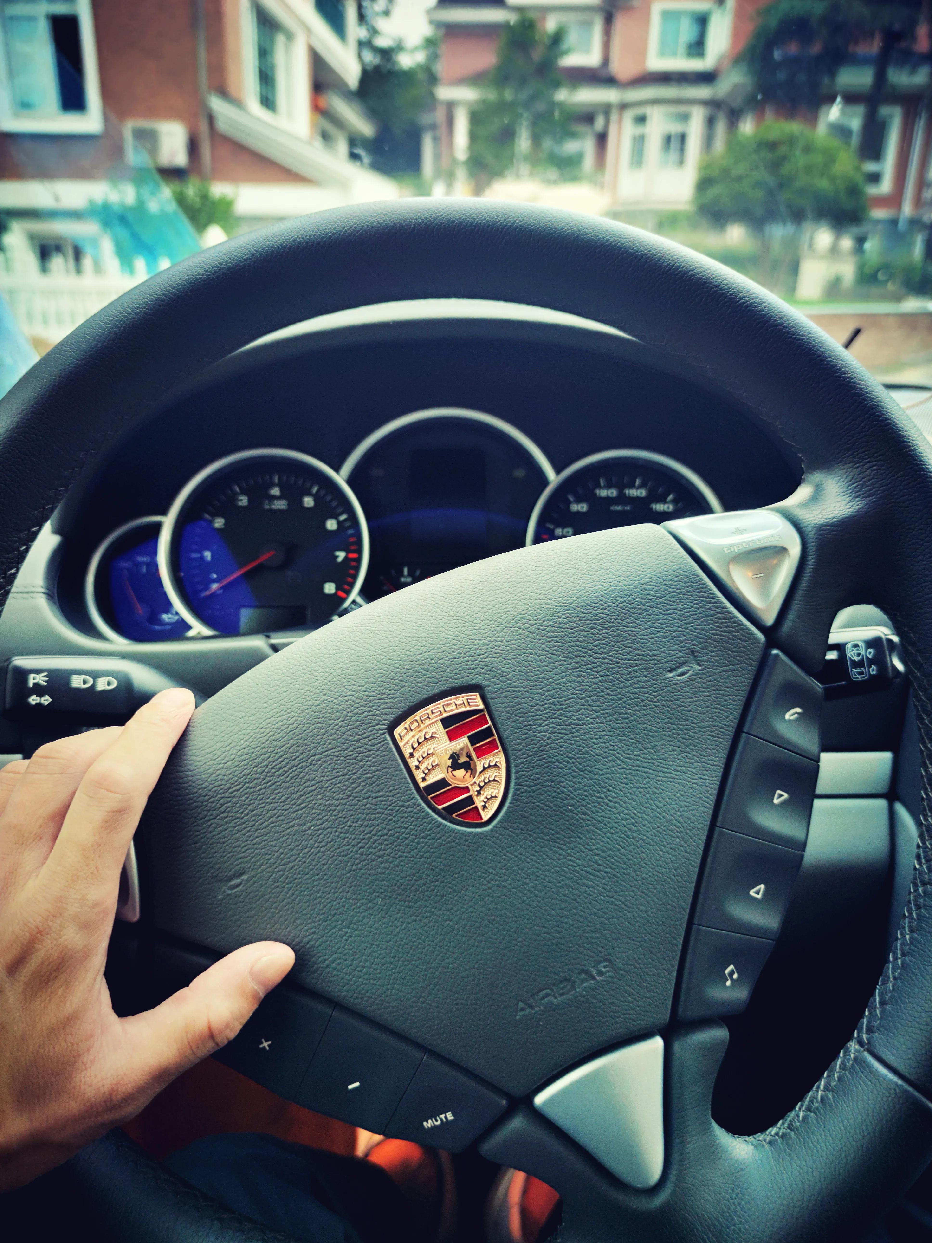 鐤儏鏆撮洦娲伨,鐤儏鏆撮洦娲伨闆笂鍔犻湝