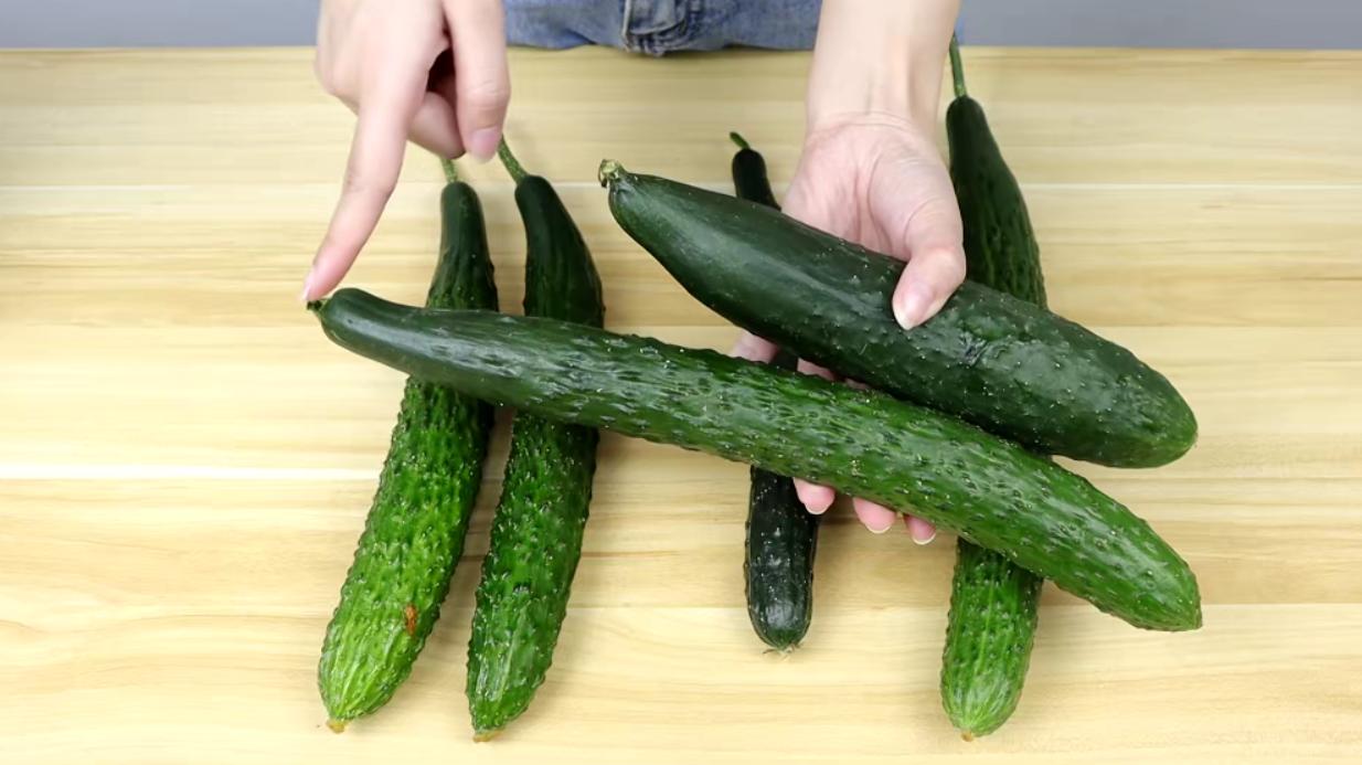 如何辨别黄瓜是否打了激素,水果黄瓜怎么辨认激素黄瓜