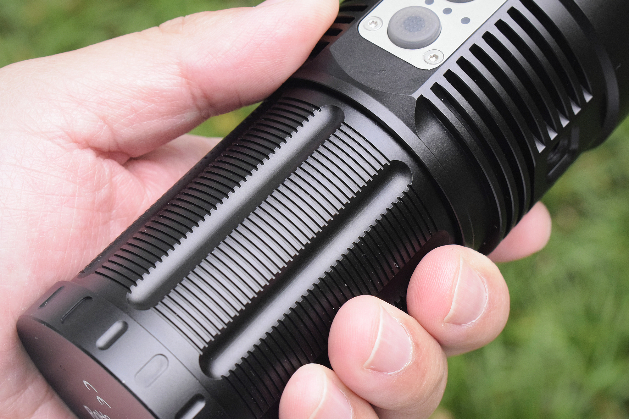 索菲恩sc33手电测评,索菲恩ts30spro专业户外手电