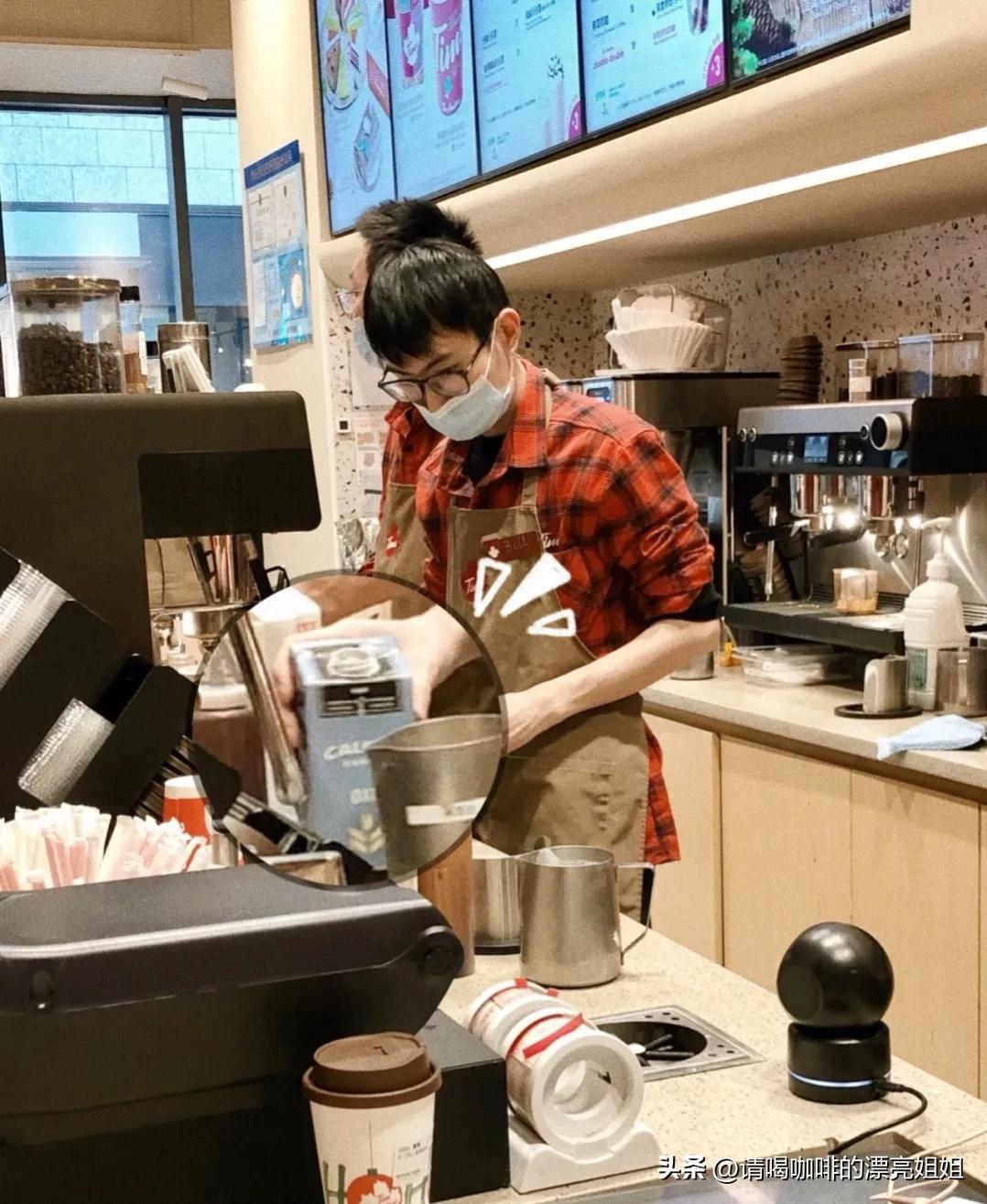 燕麦拿铁用什么牌子的燕麦奶,tims鲜萃咖啡加的是什么奶