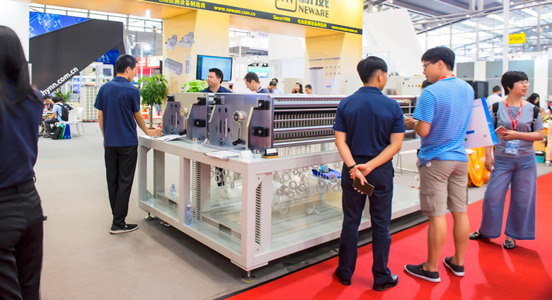 长时间不用饿死的电瓶能修复好吗,旧电瓶修复延长电瓶寿命