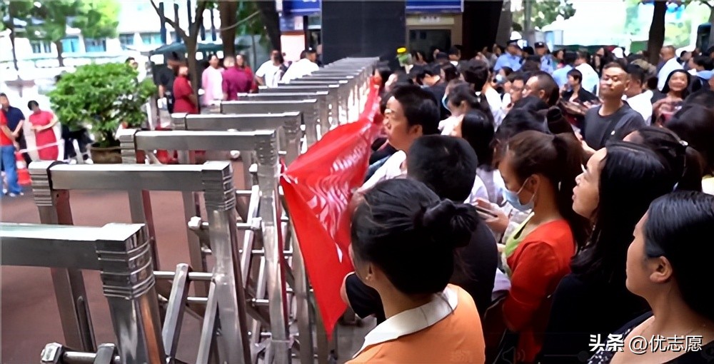 直击高考现场2018,直击高考第一现场助力高考