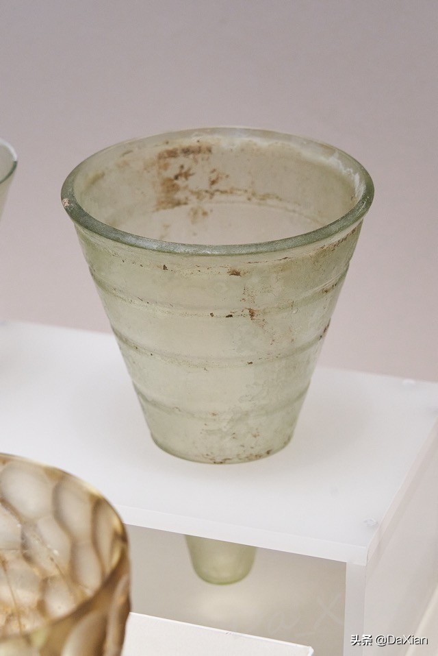 异彩纷呈：古代东西文明交流中的玻璃艺术之三（4）