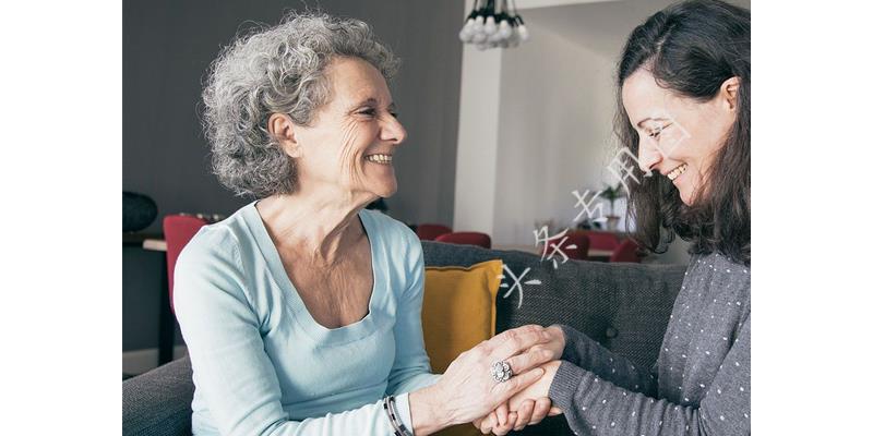 在儿子家养老，儿媳做饭摔摔打打，我一看厨房垃圾桶，连夜回家