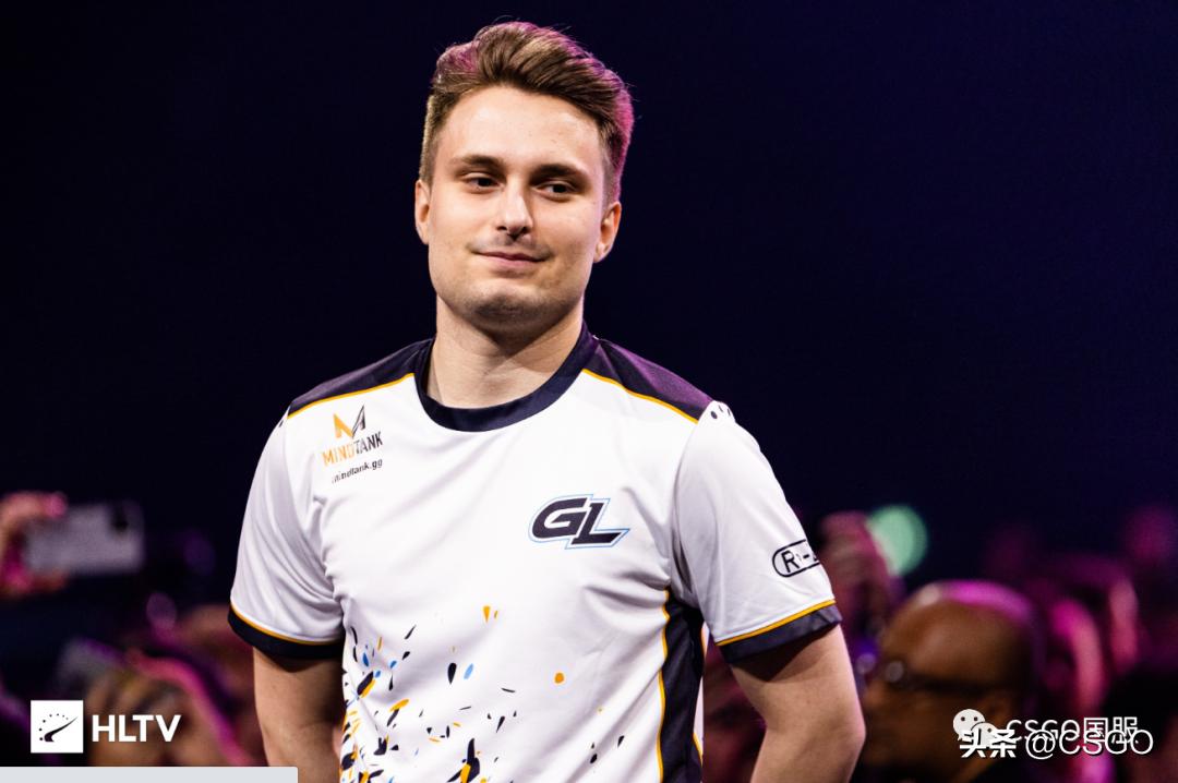 vitality巴黎夺冠球星卡,阿杜major五冠