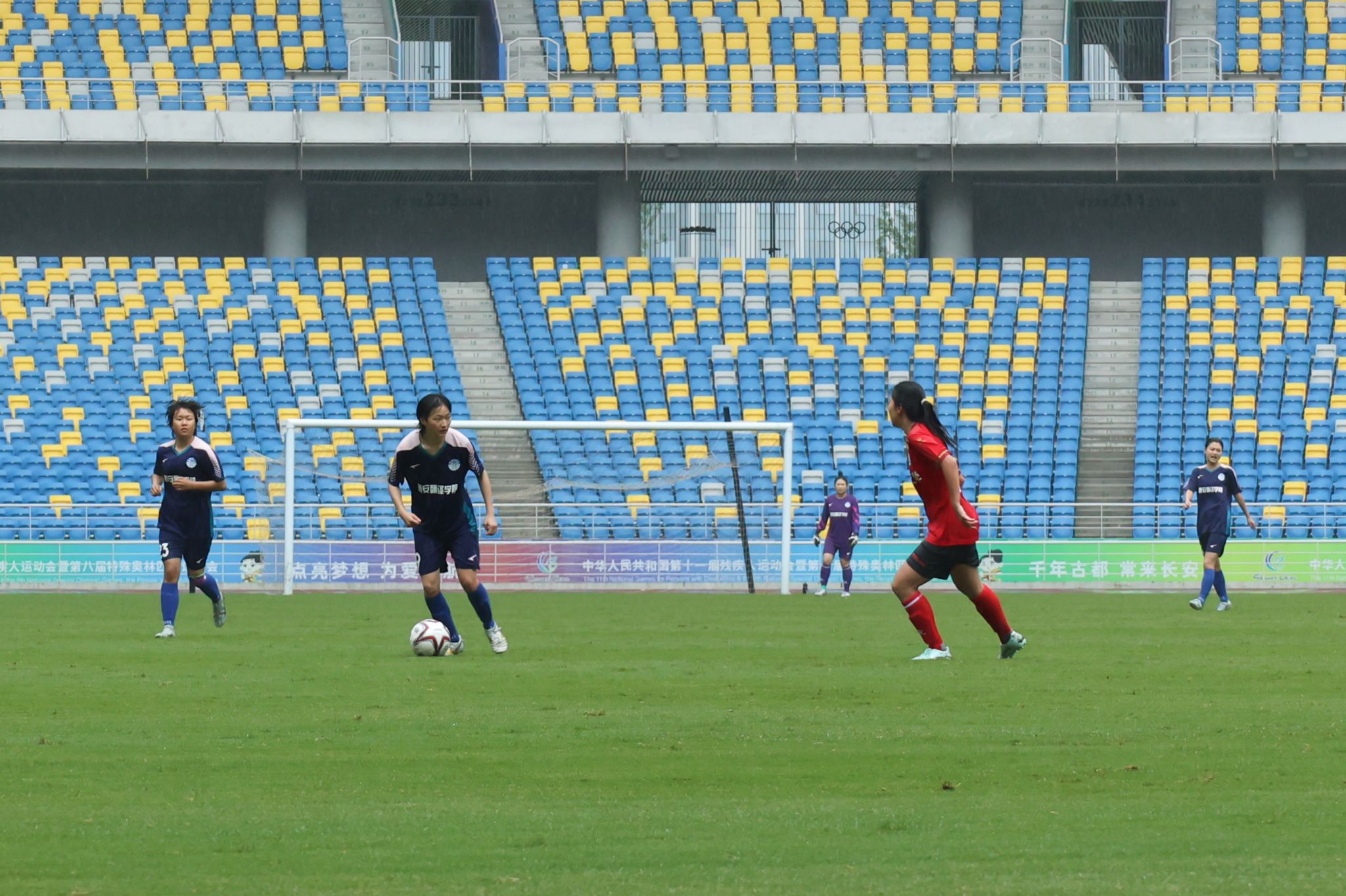 西安翻译学院女足冠军,西译女子足球队