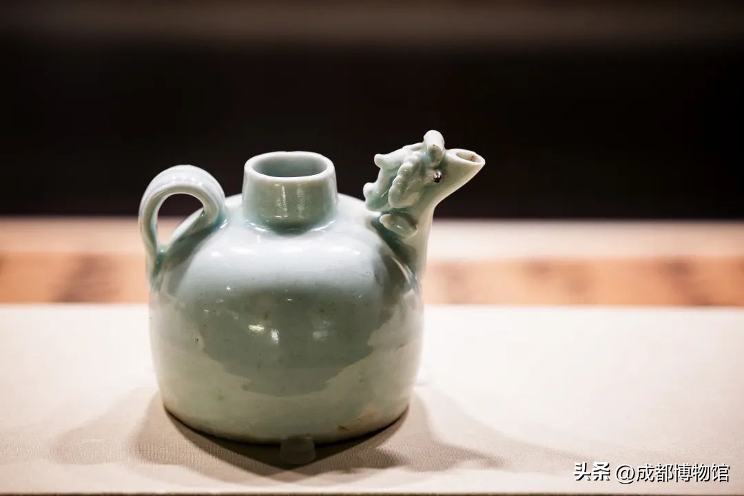 青花瓷最经典的诗词,宋瓷之美的诗句