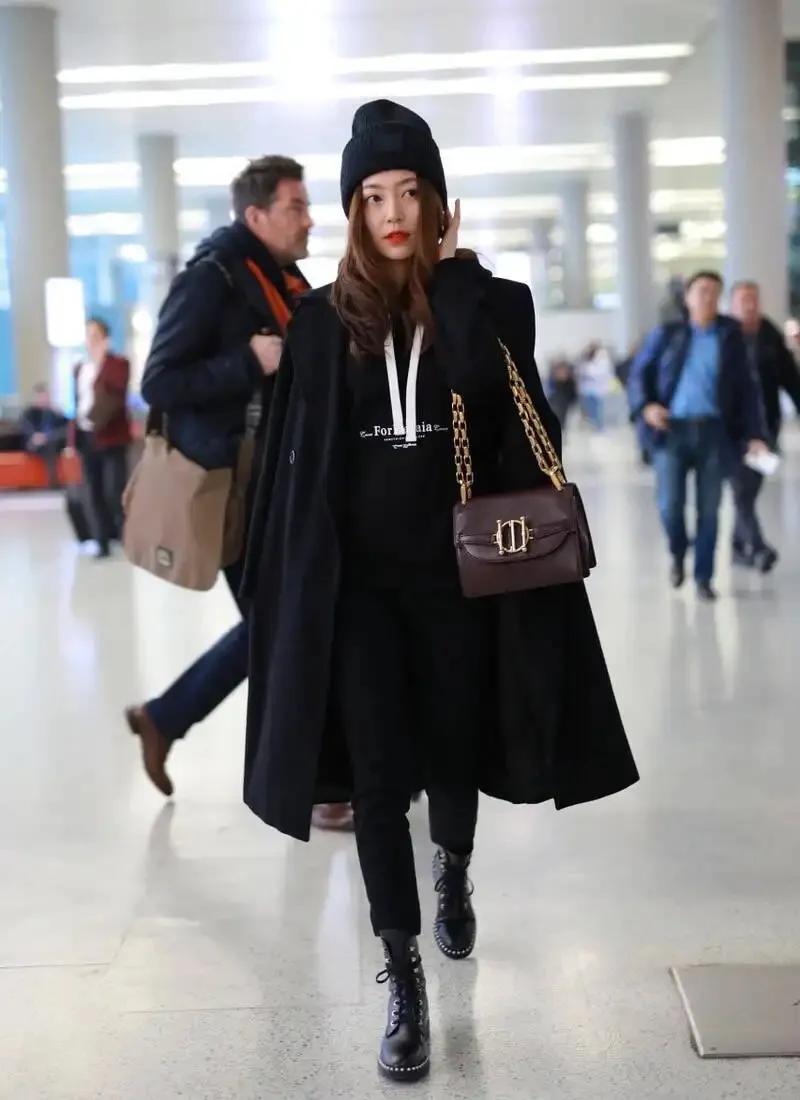 韩国小姐姐冬天穿搭精髓,韩国博主穿搭高级秋冬