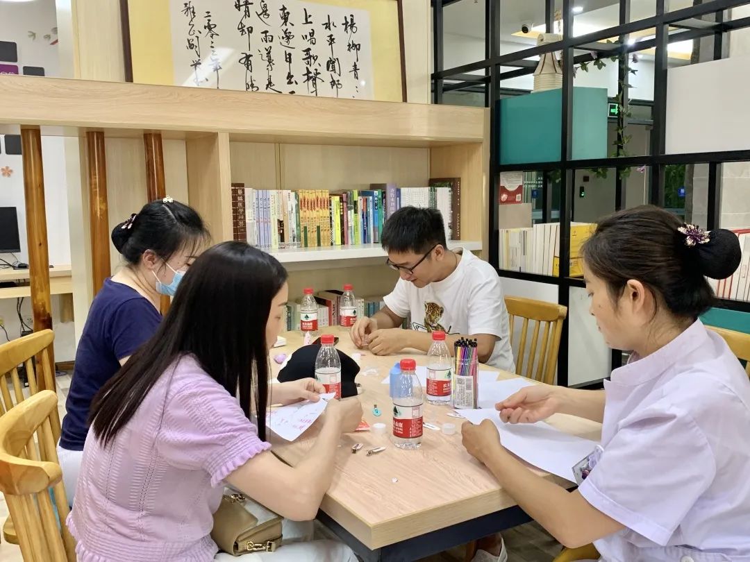 蒙自人民医院精神科心理医生,蒙自心理医生咨询