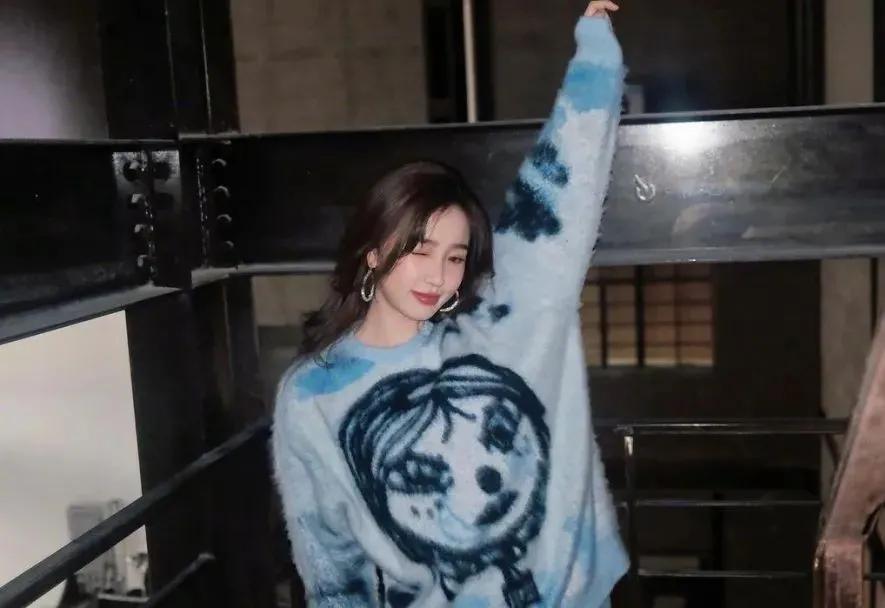 必备爆款热卖中毛衣好看,给大家推荐好看又显瘦的毛衣