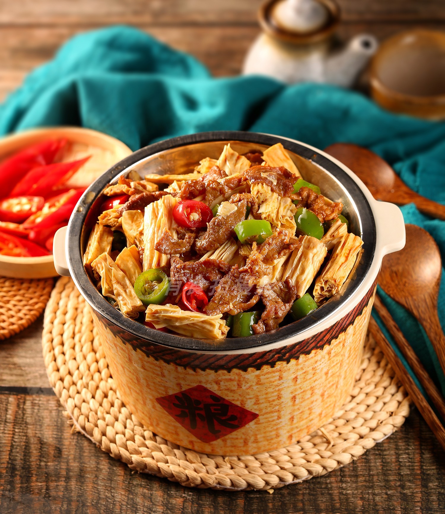 木桶饭到底是怎么样的,木桶的故事告诉了我们什么