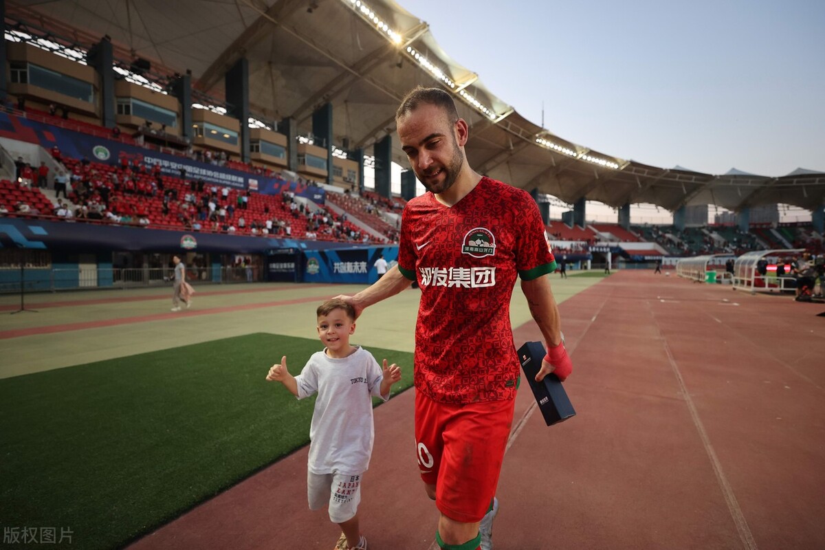 卡兰加要明白一朝天子一朝臣，巴西人最大的难题是西班牙主帅