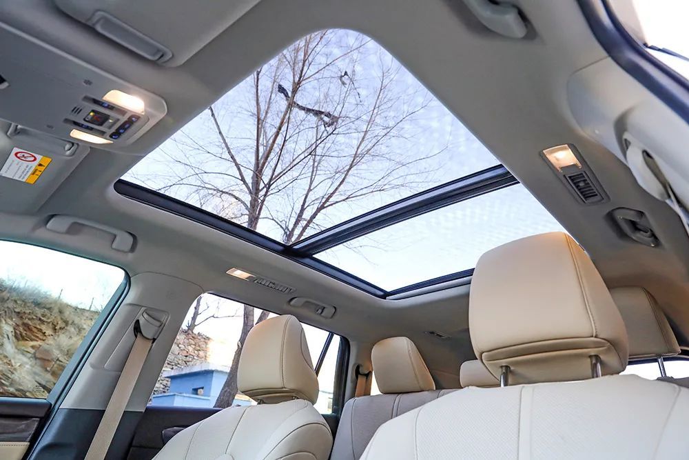 小汉兰达四驱混动版,广汽丰田汉兰达双擎豪华版