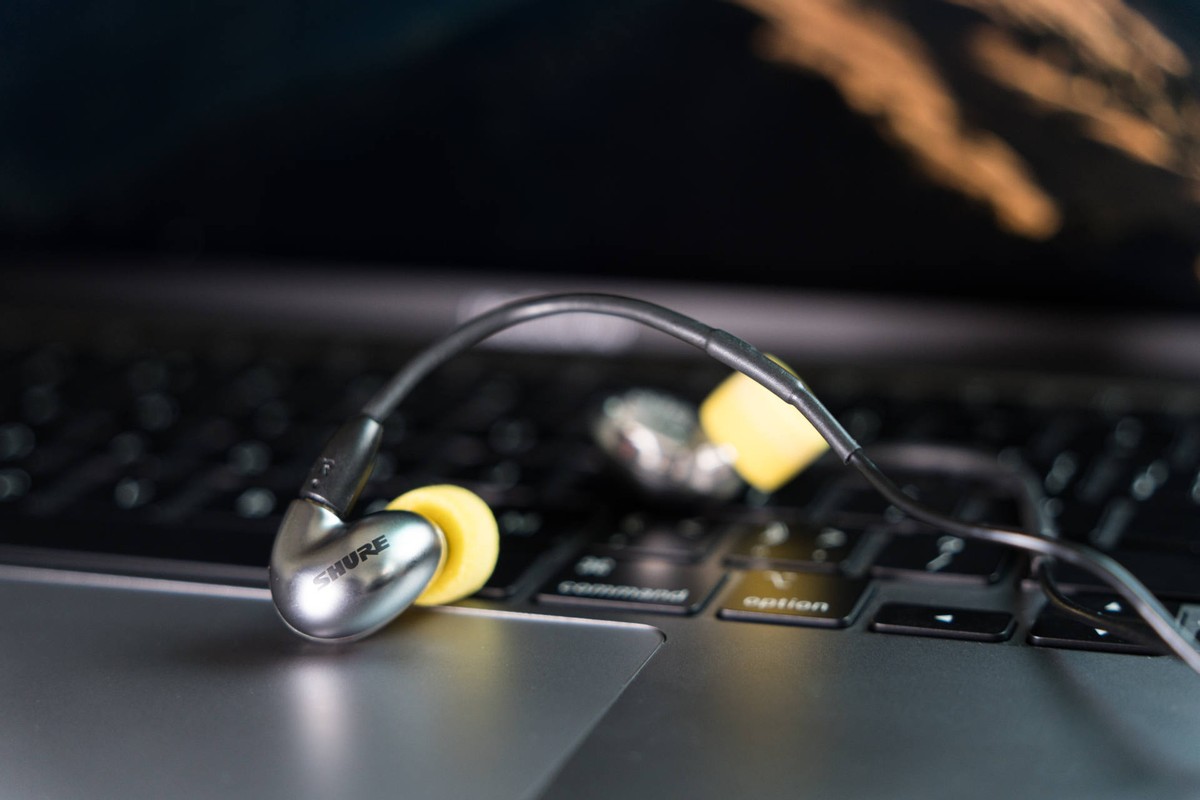 舒尔旗舰se846,舒尔se846二代音质到底怎么样