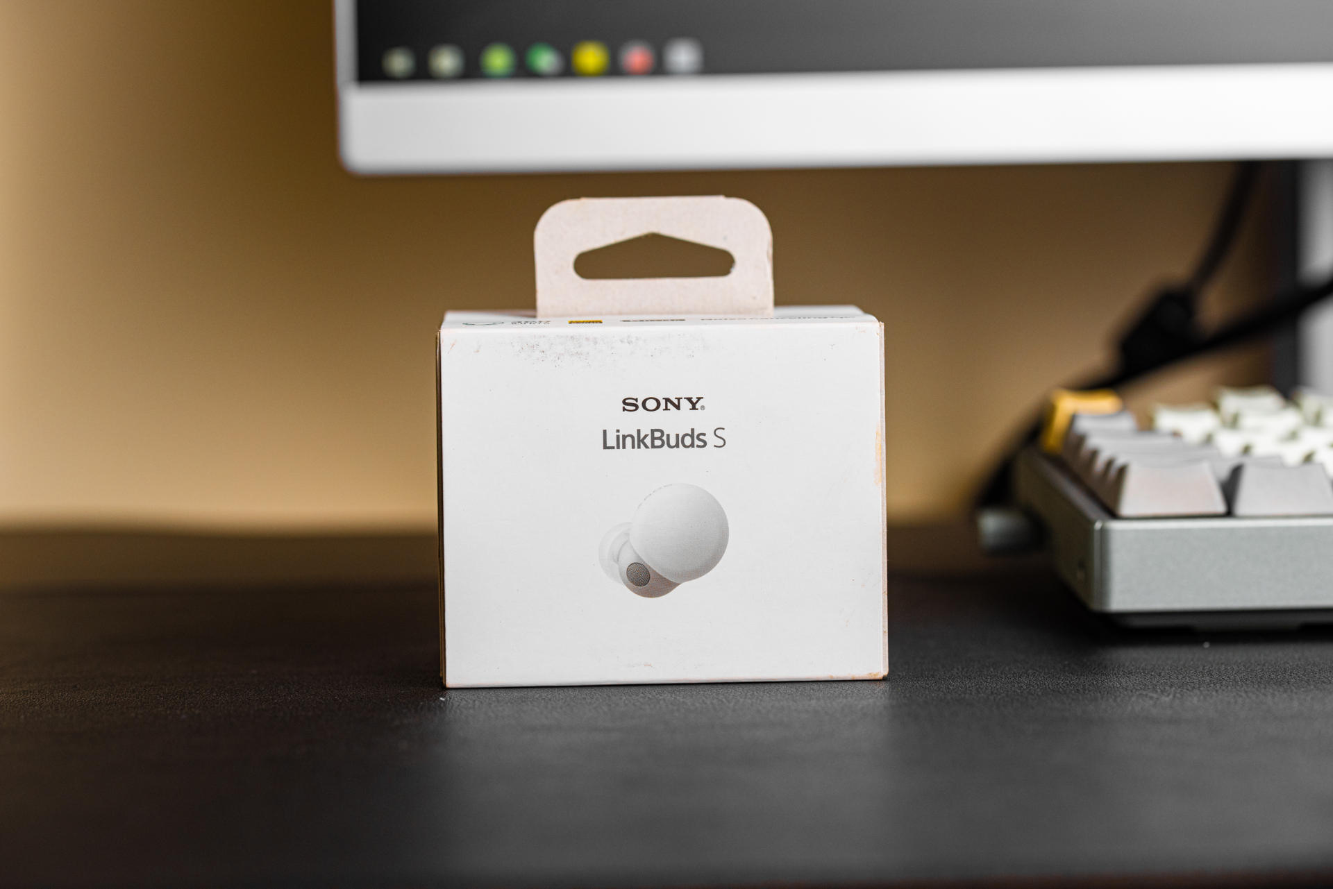 索尼wf-1000xm5和华为freebudspro3,索尼wf-1000xm3和beatsstudiobuds