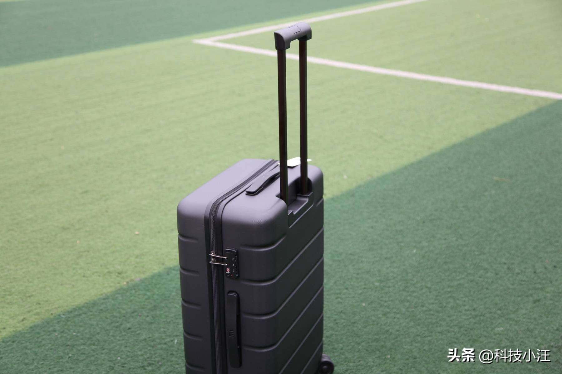 开学行李箱怎么选尺寸,小米旅行箱哪款最好