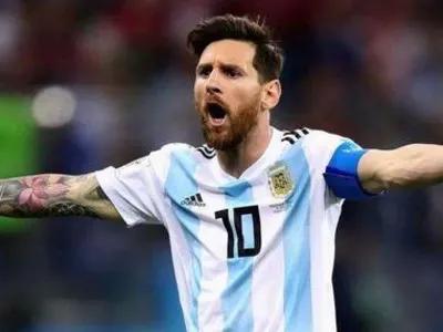 梅西亚里士多德,梅西罗马史诗