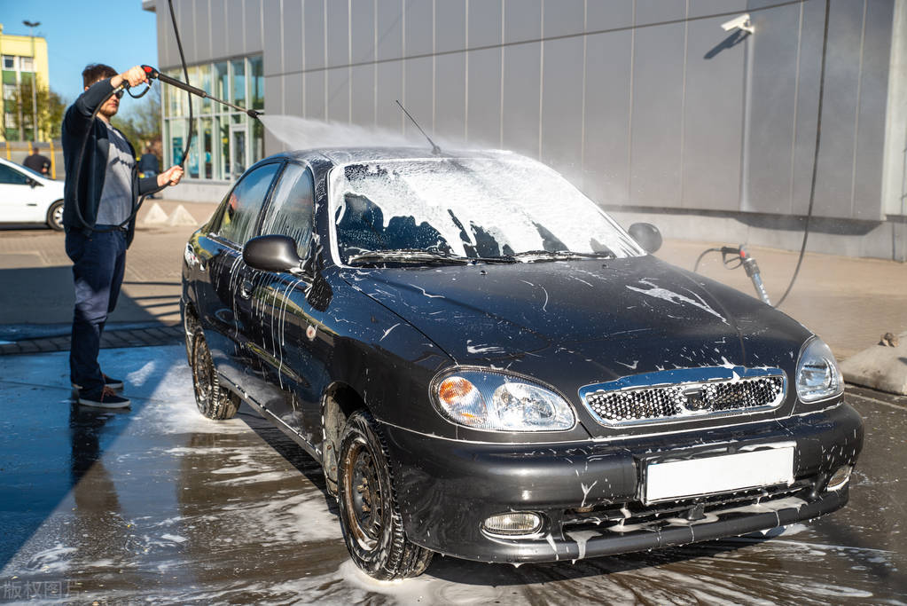 bubu24小时自助洗车加盟,加盟自助洗车店利润大吗