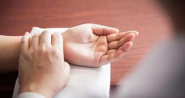 中医对中风的认知和康复方法,脑中风跟癫痫有什么区别