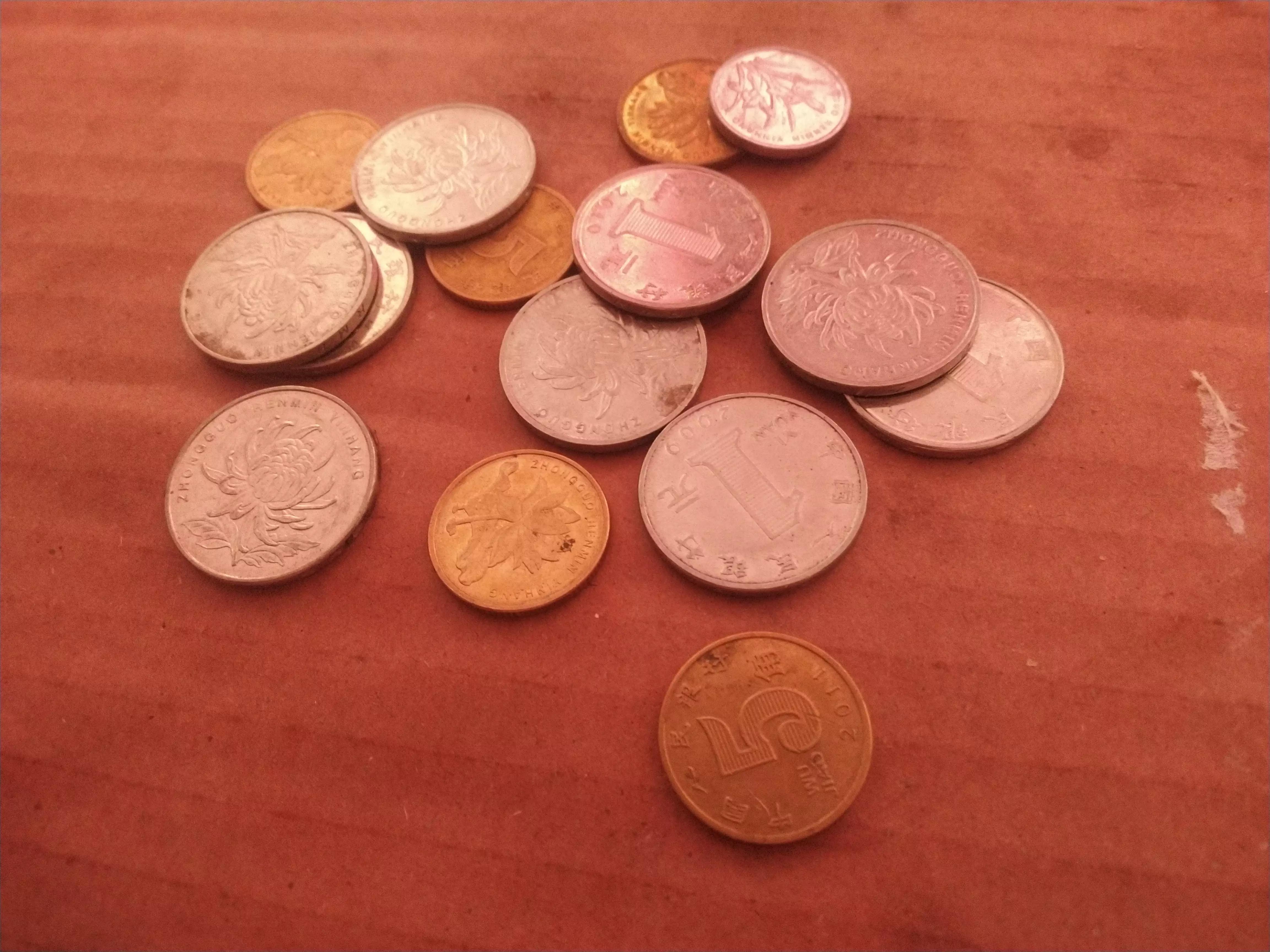 国家对农民个人给予的补贴,对农民下达多项补贴的政策