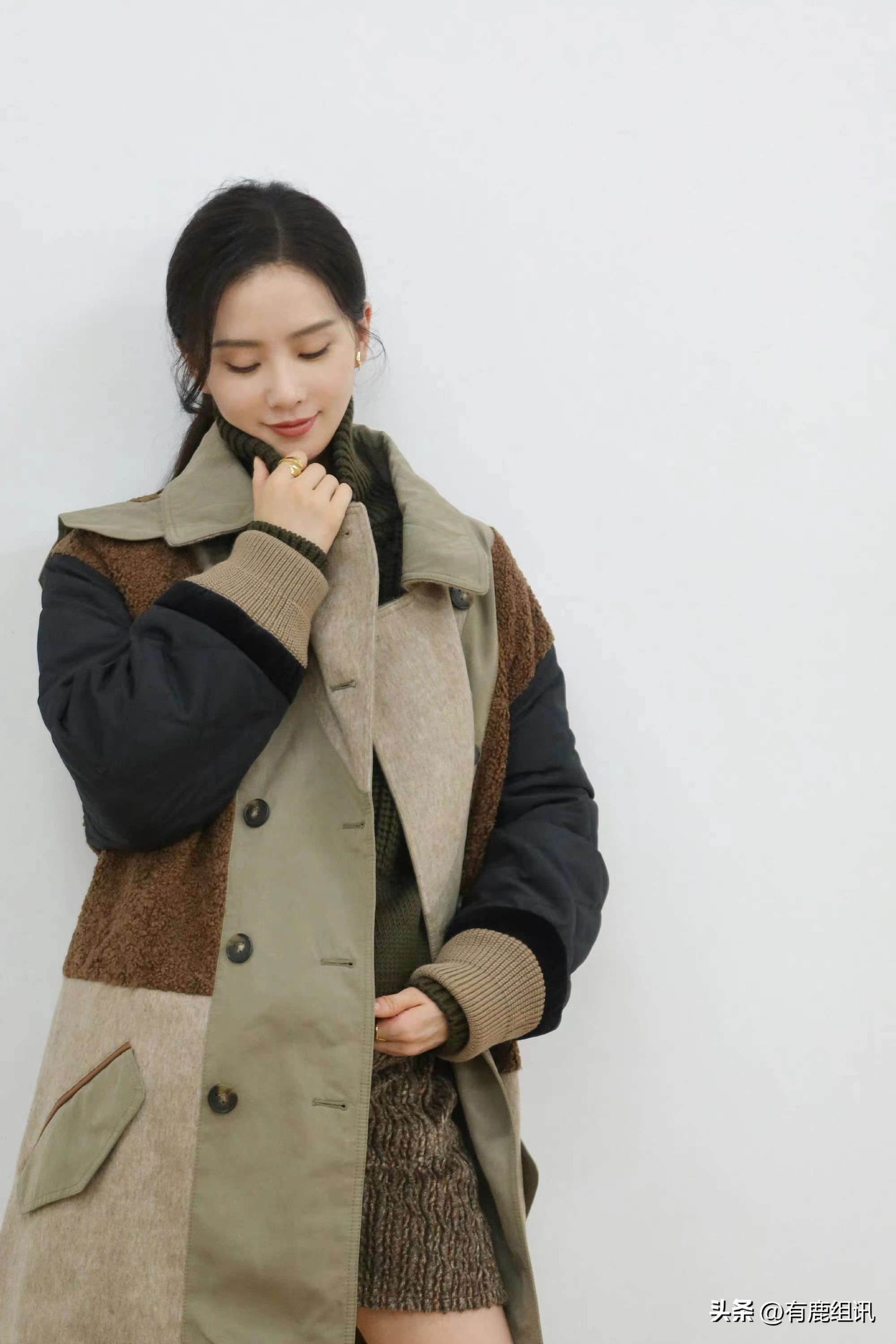 刘诗诗不争不抢如阳光般明媚,清冷寡淡美人刘诗诗