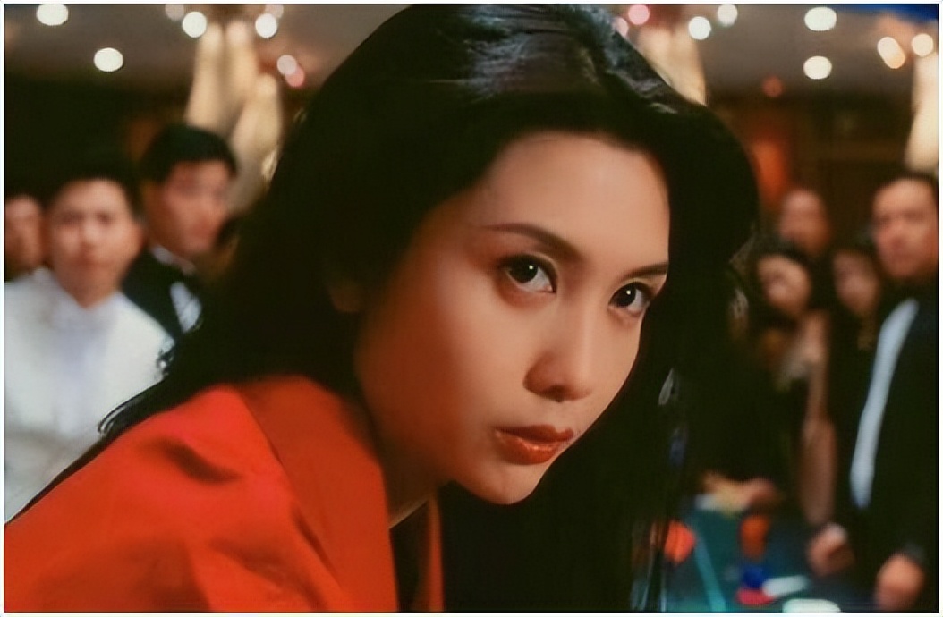 龅牙凸嘴,龅牙凸嘴露牙龈