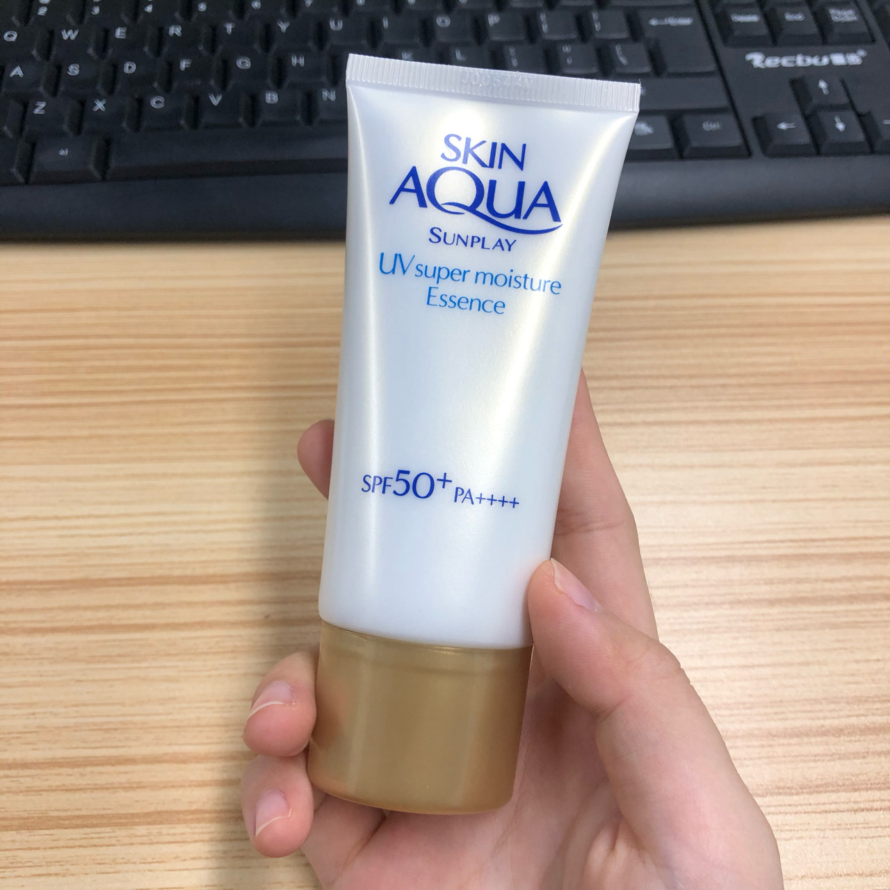 先防晒还是隔离,先防晒还是粉底好用