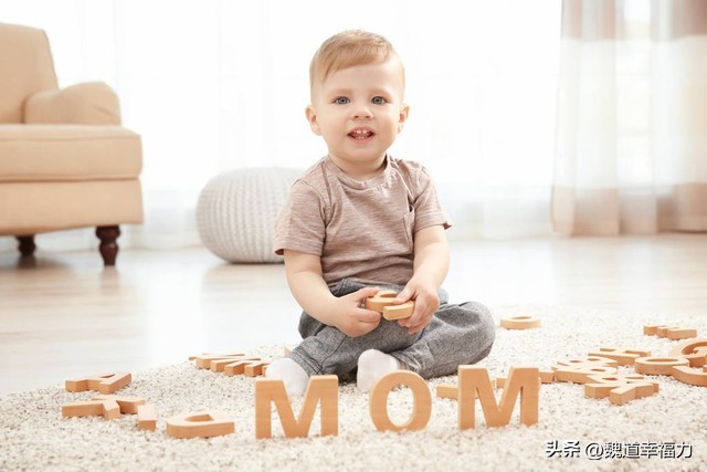 孩子玩手机上瘾不上学,小孩子玩手机上瘾怎么引导他