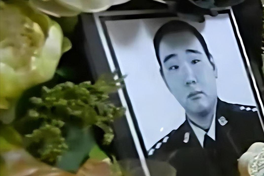 大连2001年打死交警案后来怎样,大连当街打死交警凶手怎么判的