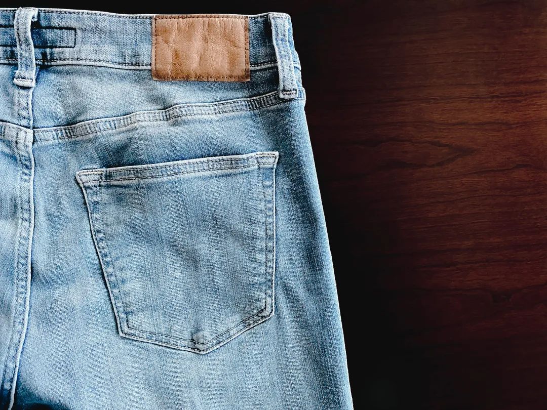 好百邻专业收纳师分享衣物护理技巧，帮你解决衣服起球变形问题