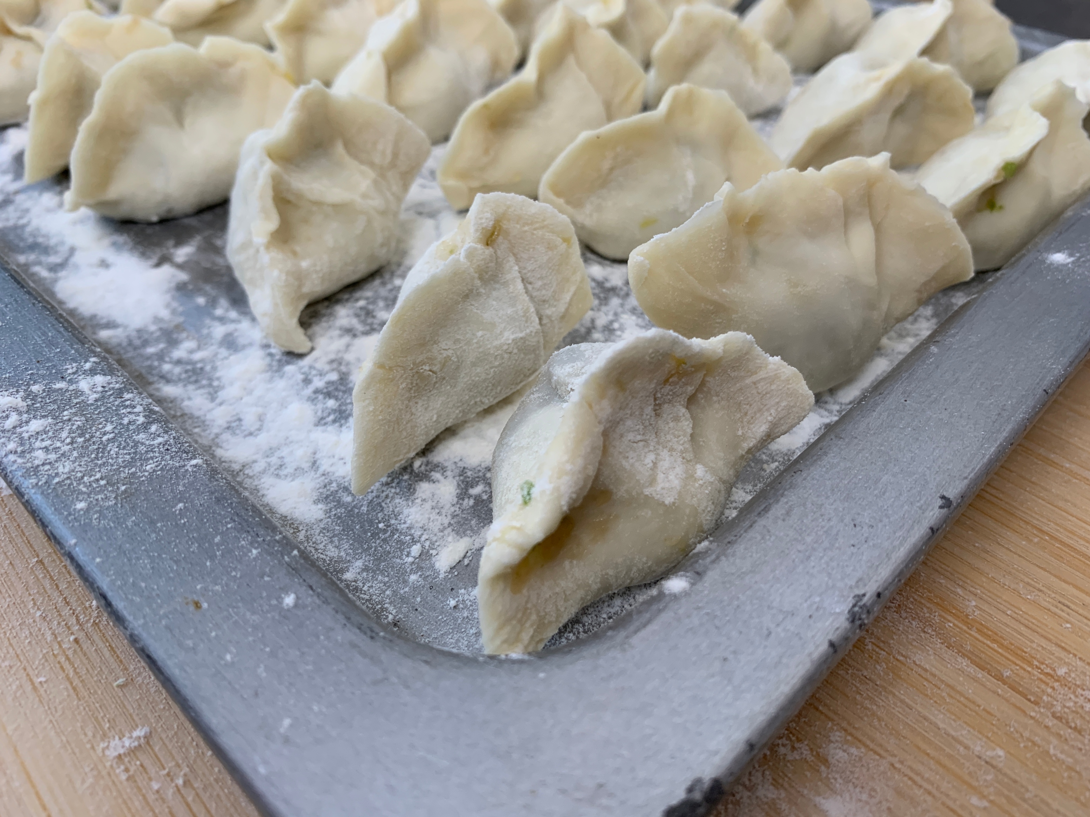 煮饺子不要鼓包,煮饺子千万不要直接捞出